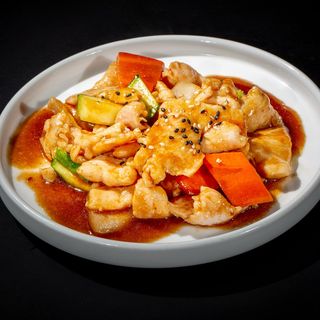 W83 Pollo Con Almendras