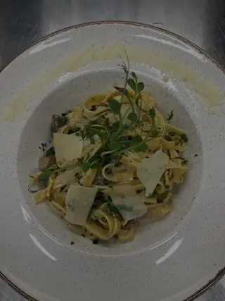 TAGIATELLE Z BOROWIKAMI W SOSIE ŚMIETANOWYM