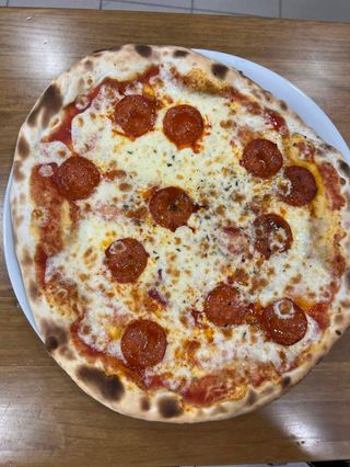 Pizza Pepperoni (30 Cm.)