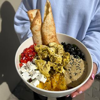 Duża micha zielonego