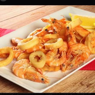 Frittura gamberi e calamari 