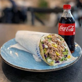 Giros MALA TUNJEVINA + Coca Cola 0.5l