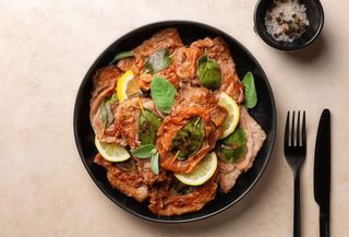 Saltimbocca friarielli, provola e salsiccia