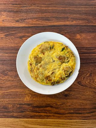 Tortilla De Calabacín, Berenjena Y Queso
