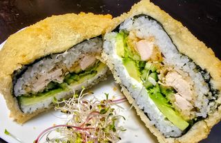 Sushi burger z kurczakiem