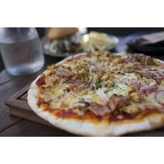 Chicken/Kajun Pizza