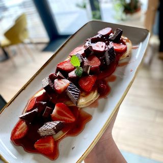 Pankejki z konfiturą truskawkową