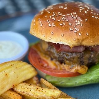 Burger De Black Angus