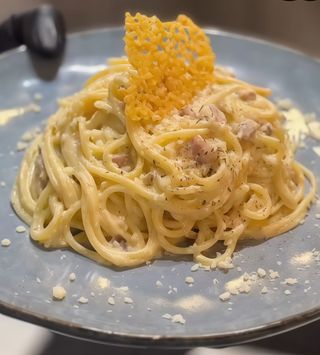 Spaghetti a la carbonara