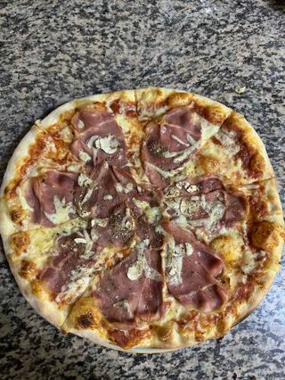 Pizza Montenegro  450 gr