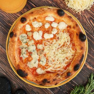 Quattro Formaggi 42cm