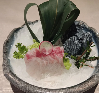 Sashimi branzino max