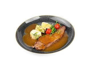 Naravni u umaku od gljiva i prilog