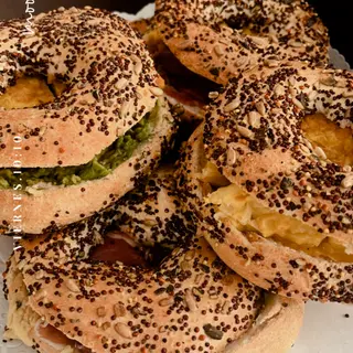 Bagel Jamón + Tomate 