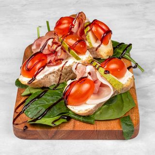 Bruschetta z szynką szwarcwaldzką 175gr.