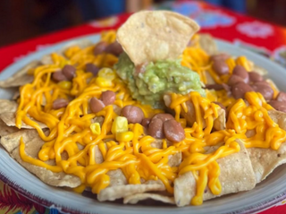 Nachos Hay Guey