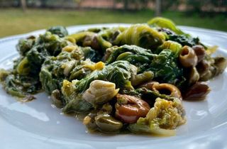 Scarola capperi e olive