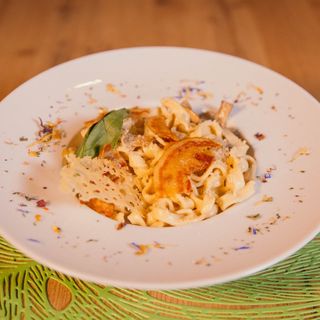Tagliatella Casera al Ragú Bianco