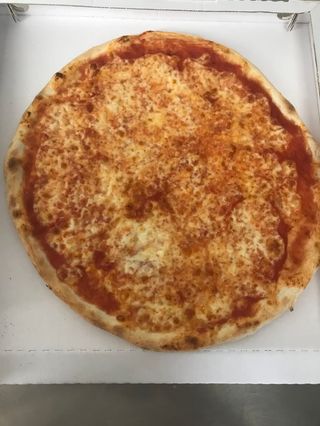 Pizza Margherita 