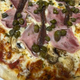 Pizza 4 Estaciones (24 Cm.)