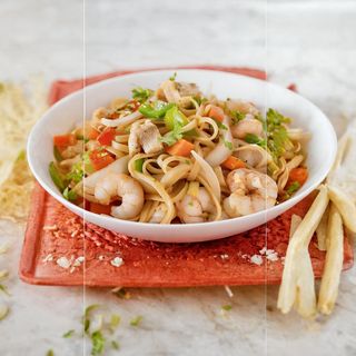 Tallarines Guisados Con 3 Delicias