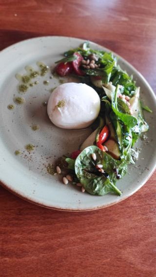 Салата Бурата с прошуто