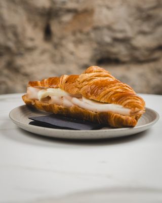 Ćuretina croissant