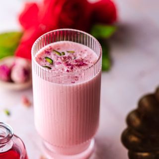 ROSE LASSI