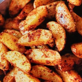 Papas de lux  con salsa barbacoa