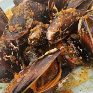 Ración De Mejillones A La Marinera