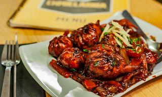 Momo Chilli z kurczakiem