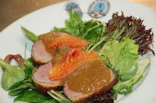 Quarto di anatra affumicata