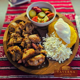 Tochitura moldoveneasca