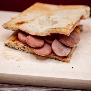 Pizzetta würstel
