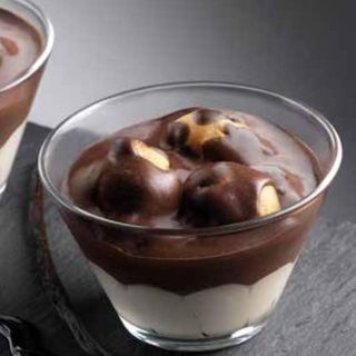 1410-Coppia profiterol