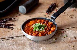 Ciorba de fasole  boabe  cu afumatura