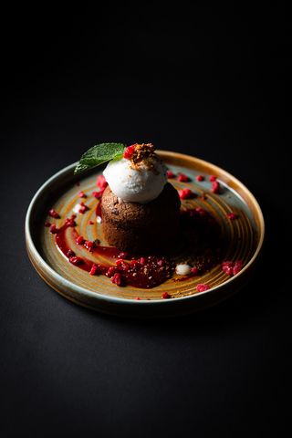 Шоколадний десерт (180г)