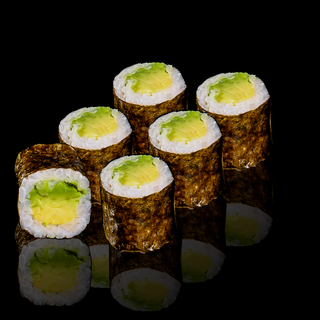 Макі рол з авокадо (110г)