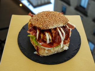 Maxi crispy chicken burger