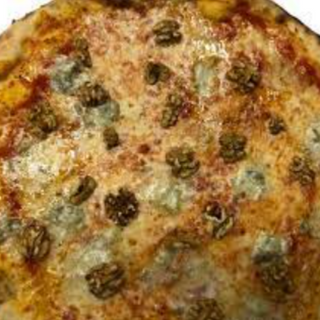 Pizza gorgonzola e noci