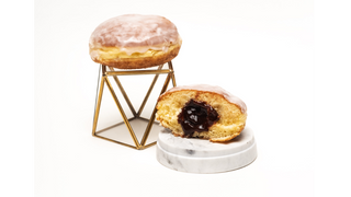 Pączek Nadzieniem Śliwkowm