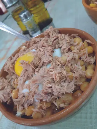 Leblebi con tonno