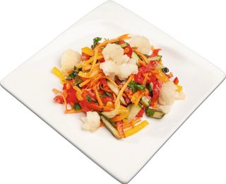 Салат из брокколи (200г)