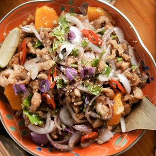 Ensalada Templada De Pollo Crujiente