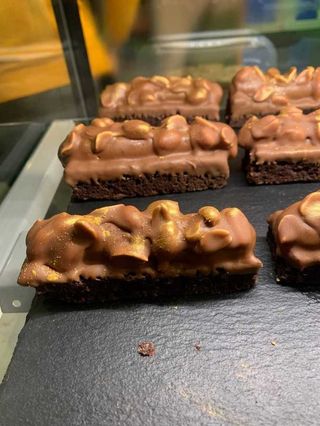 Снікерс(Брауні)