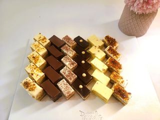 Platou Mini- contine 30 buc - aprox  800 gr