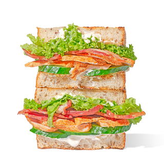 Сендвіч чікен-бекон (тост)