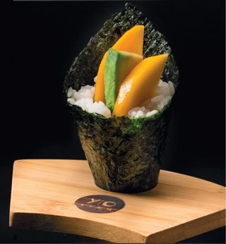 251 Temaki mango