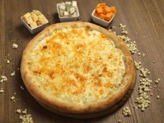 Піца "4-Сира"