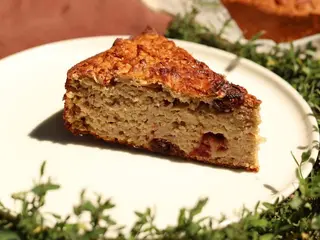 Вівсяний пиріг з яблуком та журавлиною (150g)
